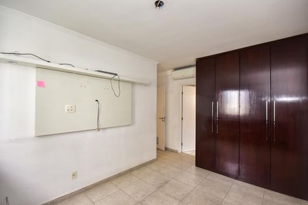 Apartamento à venda com 96m², 4 quartos e 1 vagaSuíte