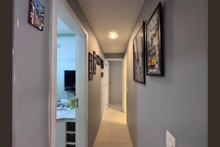 Apartamento à venda com 85m², 2 quartos e 2 vagasCorredor