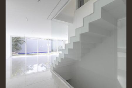 Foto 03 de casa à venda com 4 quartos, 525m² em Granja Julieta, São Paulo