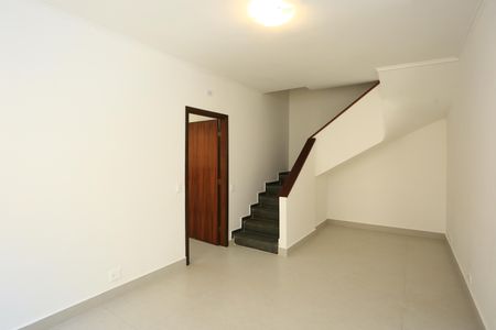 Sala de Jantar de casa para alugar com 3 quartos, 140m² em Vila Sonia, São Paulo