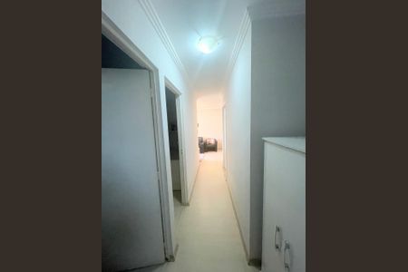 Apartamento à venda com 56m², 2 quartos e 1 vaga Apartamento à venda com 56m², 2 quartos e 1 vagaCorredor