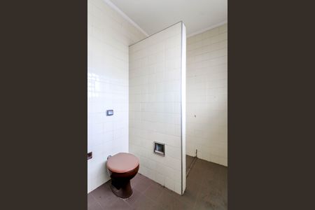 Casa à venda com 250m², 4 quartos e 3 vagas Casa à venda com 250m², 4 quartos e 3 vagasBanheiro da Suíte 1