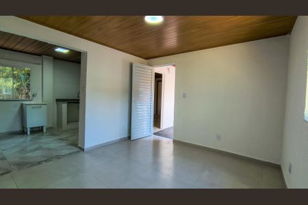 Sala de casa para alugar com 2 quartos, 70m² em Vargem Grande, Rio de Janeiro