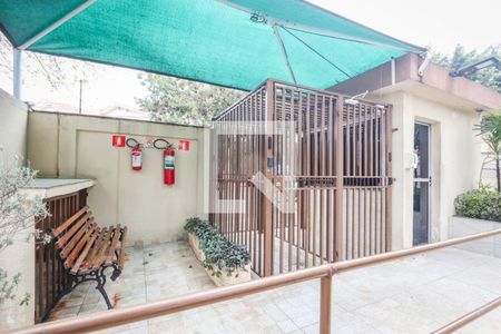 Apartamento à venda com 57m², 3 quartos e sem vaga Apartamento à venda com 57m², 3 quartos e sem vagaFachada e portaria