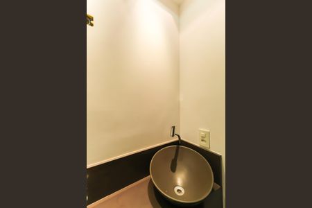 Lavabo de apartamento para alugar com 1 quarto, 102m² em Mooca, São Paulo