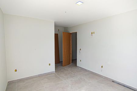 Casa à venda com 210m², 4 quartos e 4 vagasSuíte 1