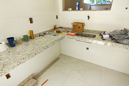 Casa à venda com 210m², 4 quartos e 4 vagasCozinha