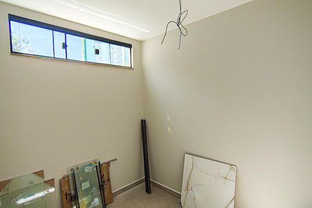 Casa à venda com 210m², 4 quartos e 4 vagasQuarto de Serviço