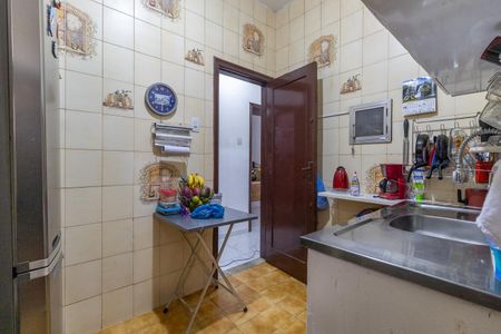 Apartamento à venda com 118m², 3 quartos e sem vagaCozinha