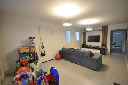 Sala de casa à venda com 3 quartos, 150m² em Vila Guilherme, São Paulo
