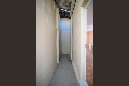 Casa para alugar com 120m², 2 quartos e 1 vaga Casa para alugar com 120m², 2 quartos e 1 vagaCorredor Externo