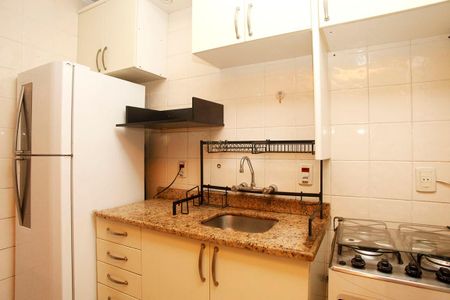 Apartamento à venda com 59m², 2 quartos e 1 vagaCozinha