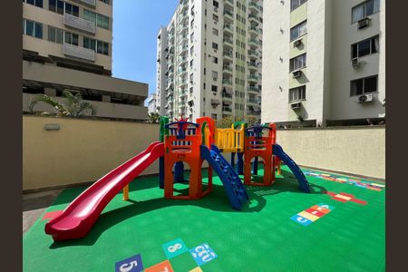 Apartamento à venda com 76m², 2 quartos e 1 vagaÁrea comum - Playground