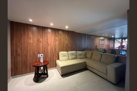 Apartamento à venda com 76m², 2 quartos e 1 vagaHall