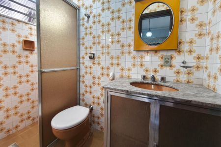 Casa à venda com 199m², 4 quartos e 3 vagasBanheiro da Suíte