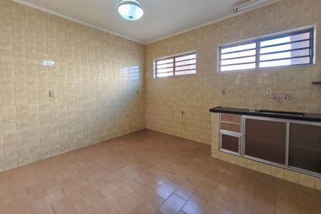 Casa à venda com 199m², 4 quartos e 3 vagasCozinha