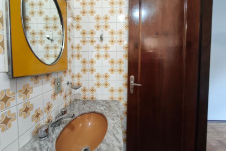 Casa à venda com 199m², 4 quartos e 3 vagasBanheiro da Suíte