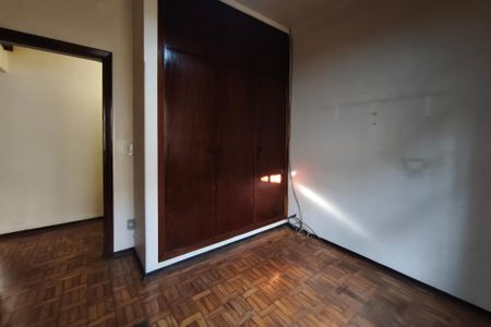 Casa à venda com 199m², 4 quartos e 3 vagasQuarto 2