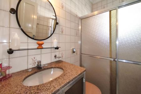 Casa à venda com 199m², 4 quartos e 3 vagasBanheiro da Edícula