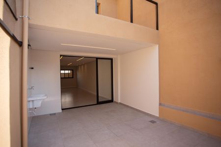 Casa à venda com 72m², 2 quartos e sem vaga Casa à venda com 72m², 2 quartos e sem vagaÁrea de Serviço