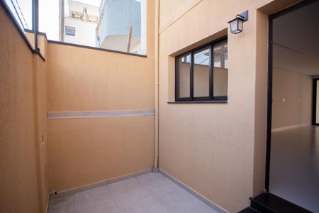 Casa à venda com 72m², 2 quartos e sem vaga Casa à venda com 72m², 2 quartos e sem vagaÁrea Externa