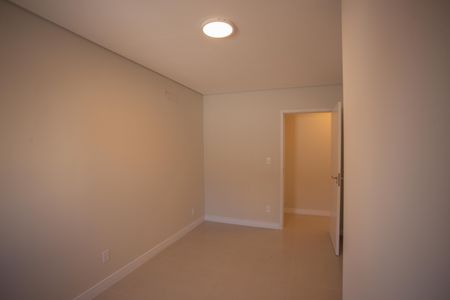 Casa à venda com 72m², 2 quartos e sem vaga Casa à venda com 72m², 2 quartos e sem vagaSuíte 2