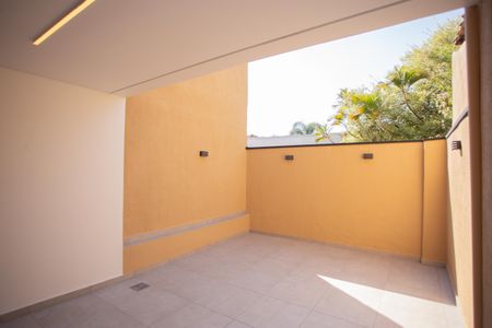 Casa à venda com 72m², 2 quartos e sem vaga Casa à venda com 72m², 2 quartos e sem vagaÁrea de Serviço