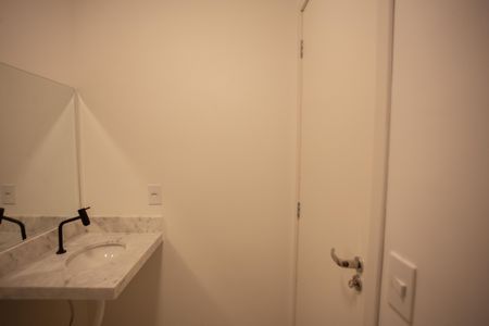 Casa à venda com 72m², 2 quartos e sem vaga Casa à venda com 72m², 2 quartos e sem vagaBanheiro da Suíte 2