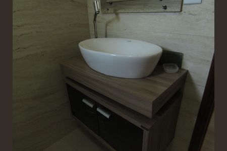 Casa à venda com 213m², 3 quartos e 1 vagaBanheiro Social