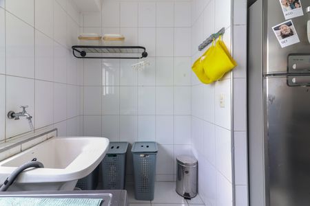 Apartamento à venda com 154m², 3 quartos e 2 vagas Apartamento à venda com 154m², 3 quartos e 2 vagasCozinha e Área de Serviço