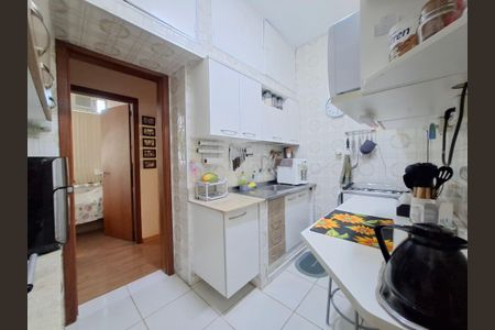 Apartamento à venda com 76m², 2 quartos e sem vagaCozinha