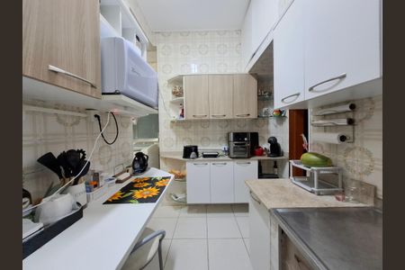 Apartamento à venda com 76m², 2 quartos e sem vagaCozinha