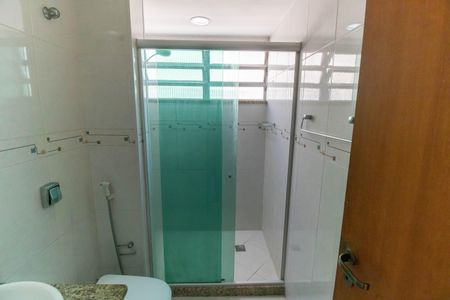 Apartamento à venda com 60m², 2 quartos e 1 vagaBanheiro Social