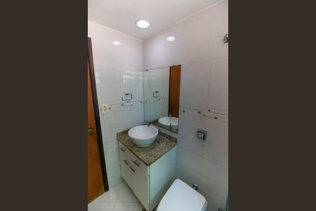 Apartamento à venda com 60m², 2 quartos e 1 vagaBanheiro Social