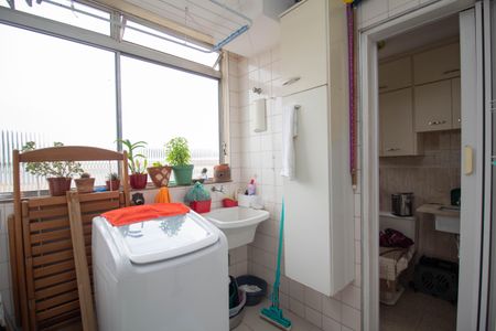 Apartamento à venda com 86m², 2 quartos e 1 vaga Apartamento à venda com 86m², 2 quartos e 1 vagaÁrea de Serviço