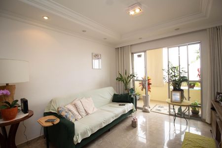 Apartamento à venda com 86m², 2 quartos e 1 vagaSala