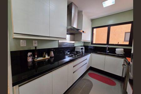 Apartamento à venda com 270m², 4 quartos e 4 vagasCozinha