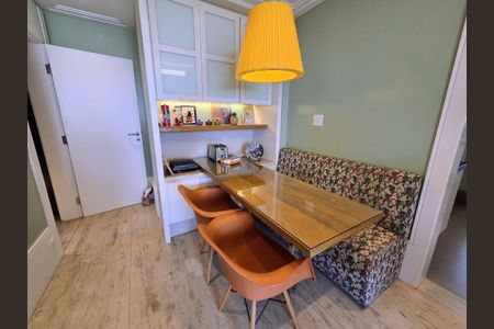 Apartamento à venda com 270m², 4 quartos e 4 vagasCozinha