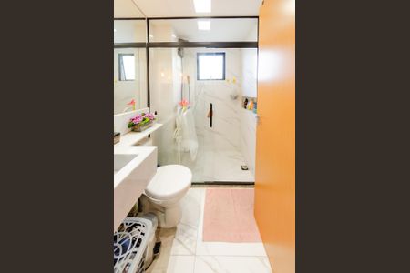 Apartamento à venda com 49m², 2 quartos e 1 vaga Apartamento à venda com 49m², 2 quartos e 1 vagaBanheiro Social