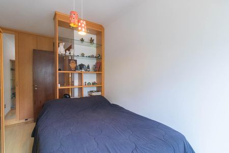 Casa à venda com 230m², 3 quartos e 4 vagasQuarto 2