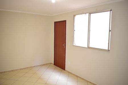 Sala de apartamento para alugar com 2 quartos, 55m² em Jardim Palma Travassos, Ribeirão Preto