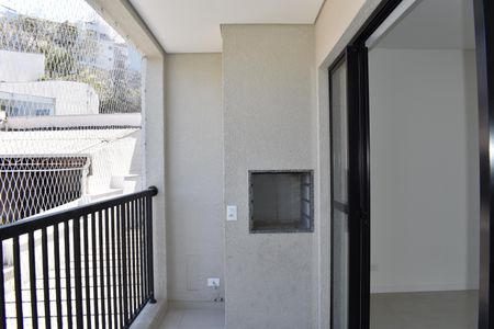 Sacada com Churrasqueira de apartamento para alugar com 2 quartos, 73m² em Cabral, Curitiba