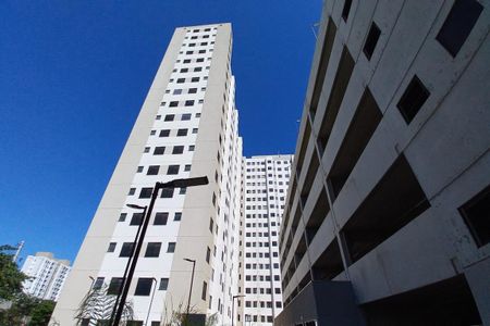 Apartamento à venda com 43m², 2 quartos e 1 vaga Apartamento à venda com 43m², 2 quartos e 1 vagaFachada do Prédio