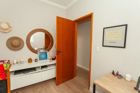 Casa à venda com 120m², 3 quartos e 2 vagasEscritório