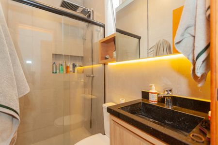 Casa à venda com 120m², 3 quartos e 2 vagasBanheiro da Suíte