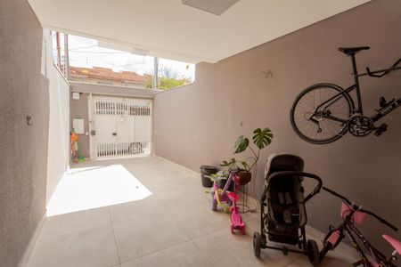 Casa à venda com 120m², 3 quartos e 2 vagasGaragem