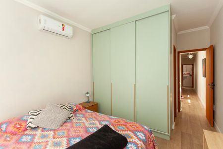 Casa à venda com 120m², 3 quartos e 2 vagasSuíte