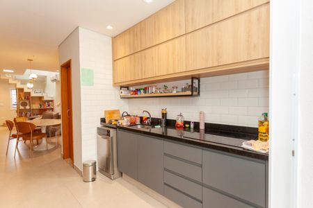 Casa à venda com 120m², 3 quartos e 2 vagasCozinha