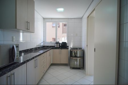 Apartamento à venda com 130m², 3 quartos e 2 vagasCozinha