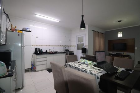 Apartamento à venda com 67m², 2 quartos e 1 vagaCozinha